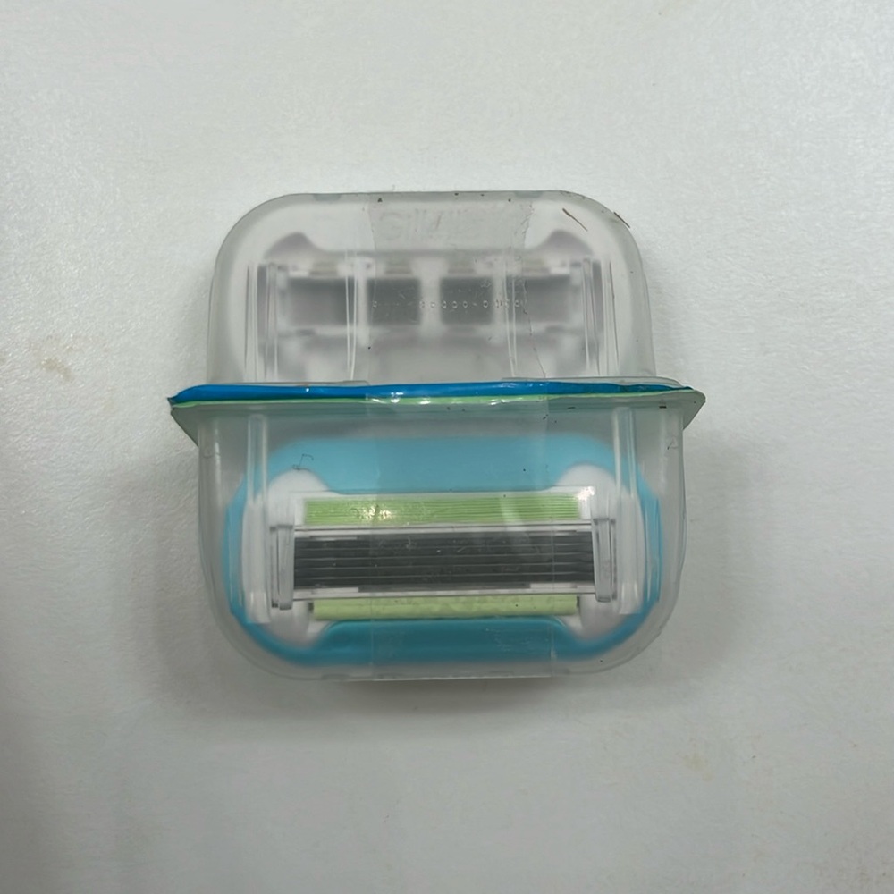 Venus razor heads